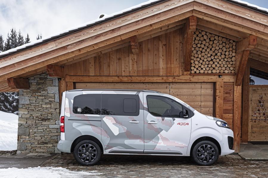  Citroen SpaceTourer 4X4 E Concept 2017 года  (фото 13 из 29)